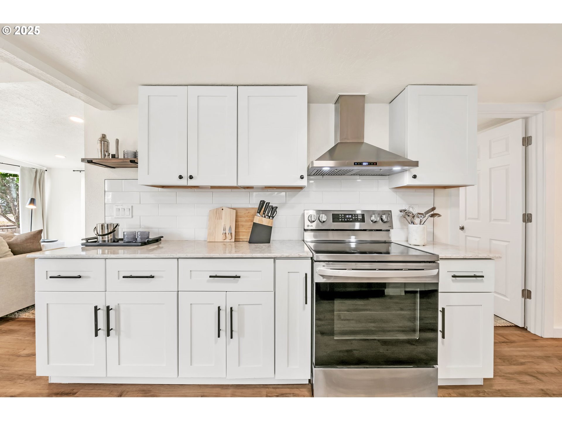 428 West Centennial Boulevard Springfield, OR 97477 - Photo 14 of 38