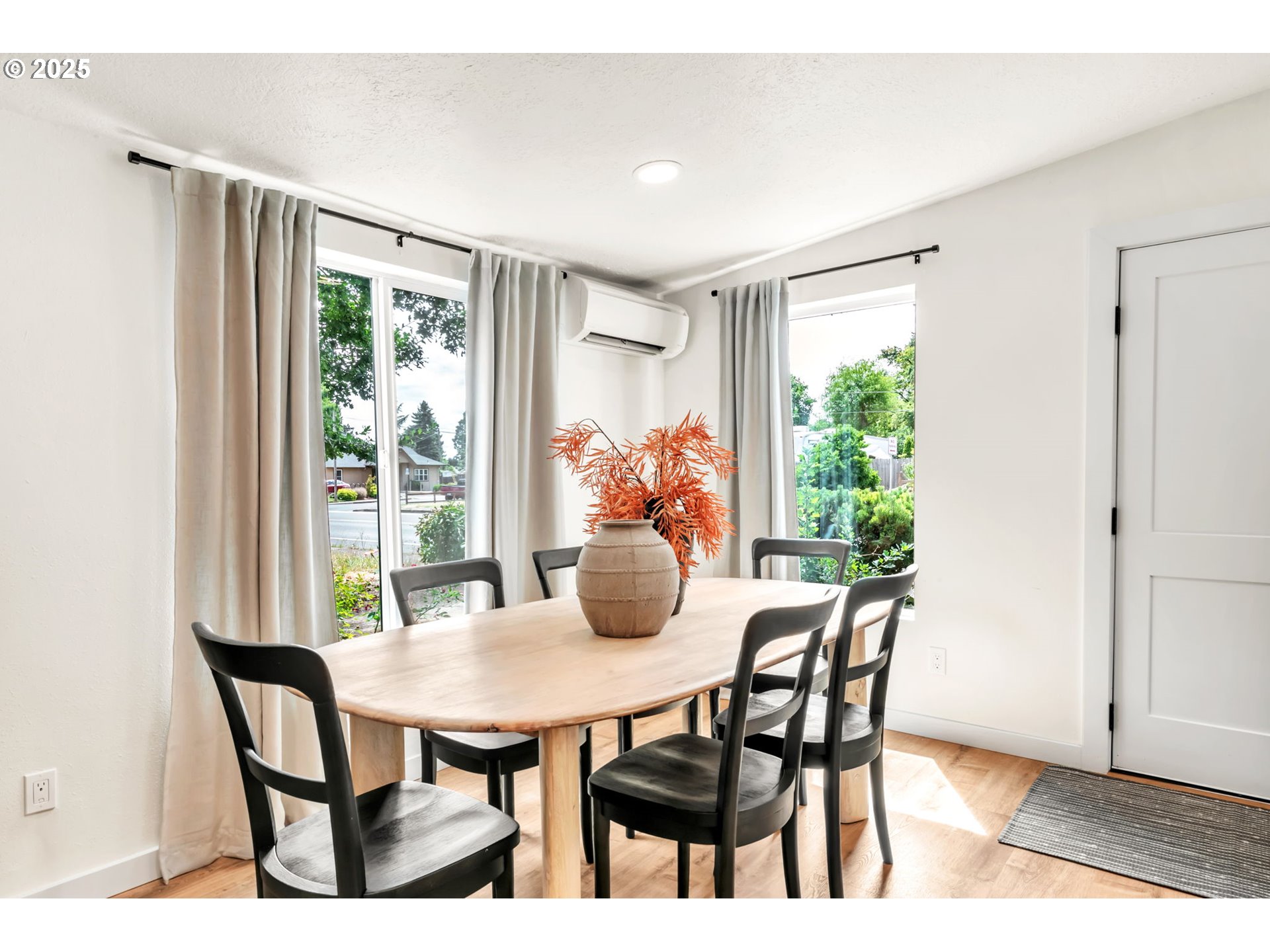 428 West Centennial Boulevard Springfield, OR 97477 - Photo 8 of 38