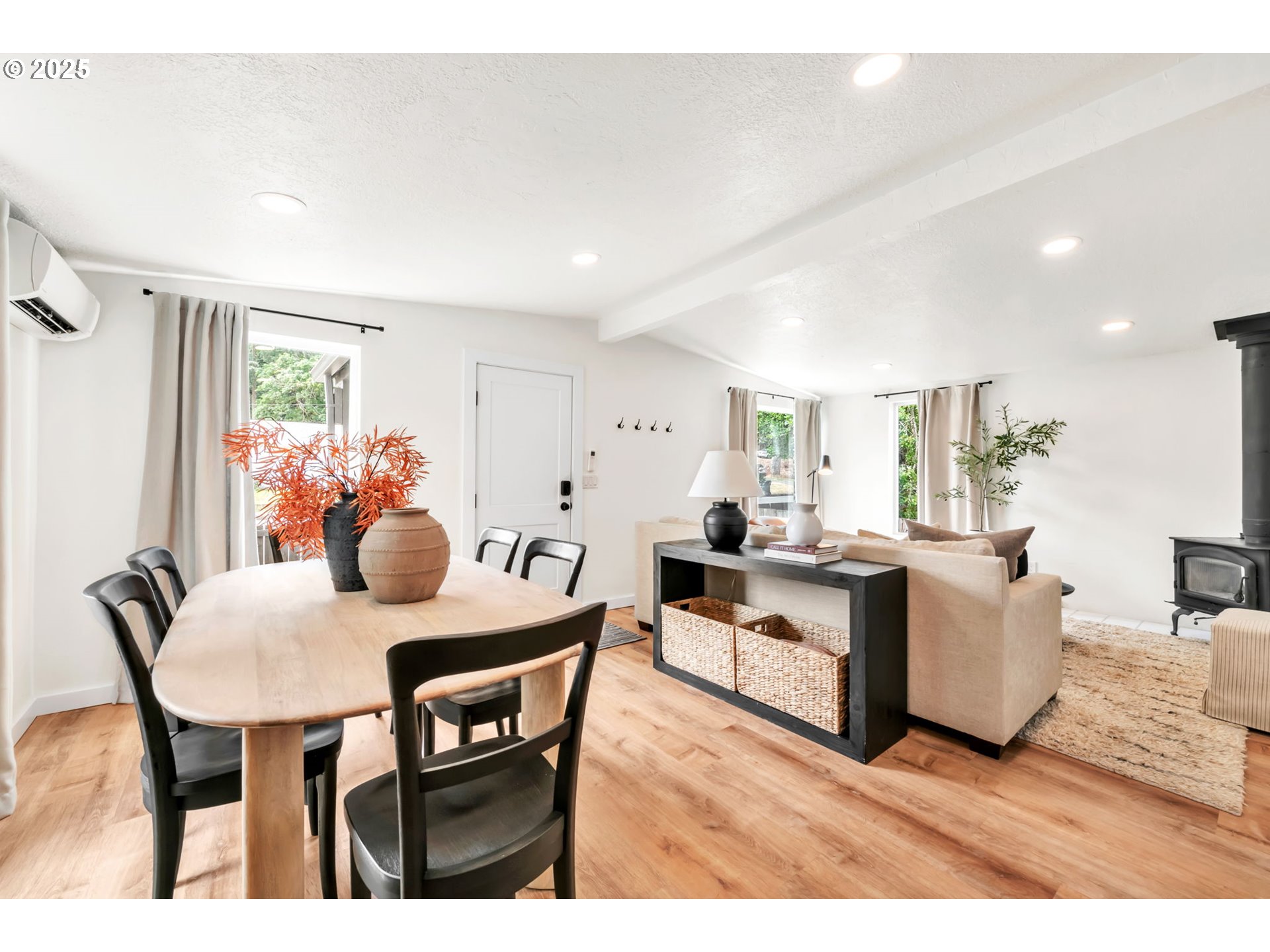 428 West Centennial Boulevard Springfield, OR 97477 - Photo 9 of 38