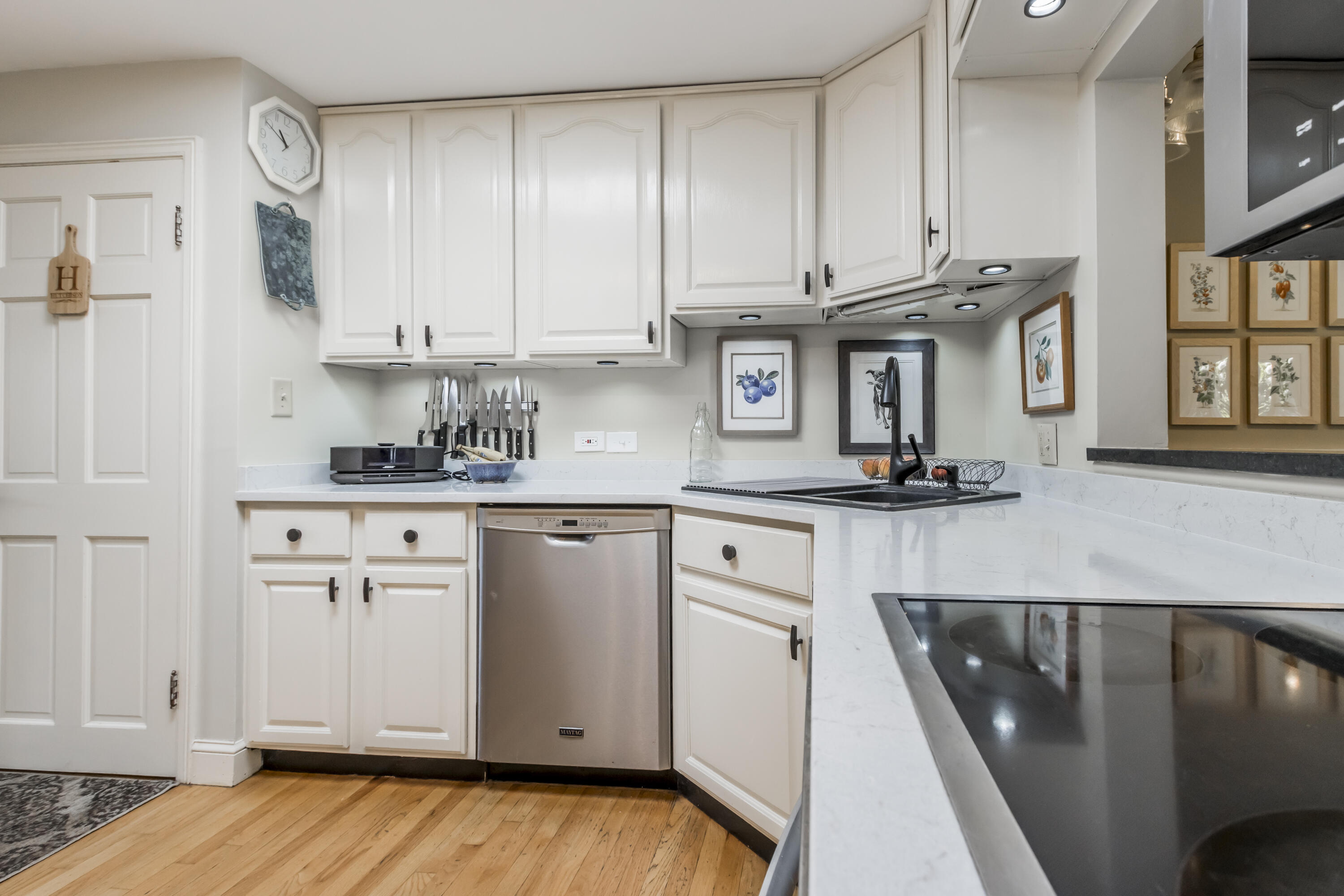 6 Lawson Road Cape Elizabeth, ME 04107 - Photo 17 of 86 20240823KS-72027