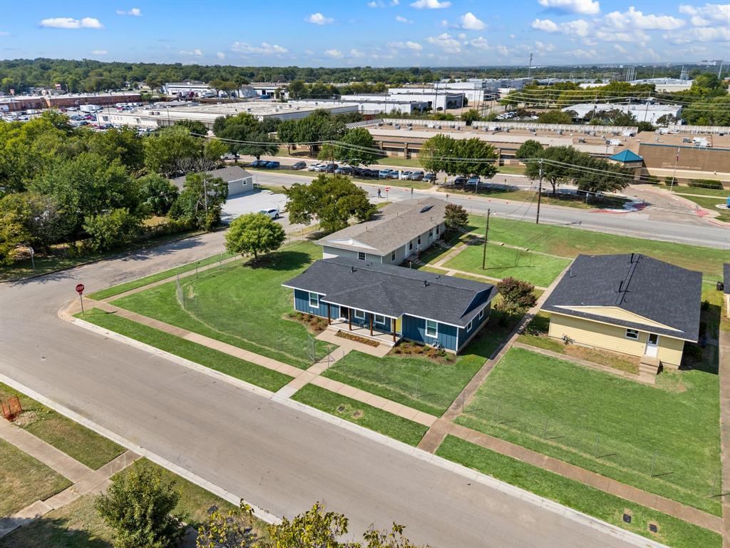 4096 Merida Avenue Fort Worth, TX 76110 - Photo 15 of 17 Aerial view; Architectural shingles