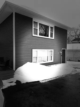$2,000 | 10 Gothic Avenue, Unit 2, Worcester, MA 01606