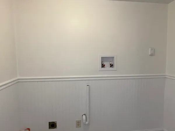 $2,000 | 10 Gothic Avenue, Unit 2, Worcester, MA 01606