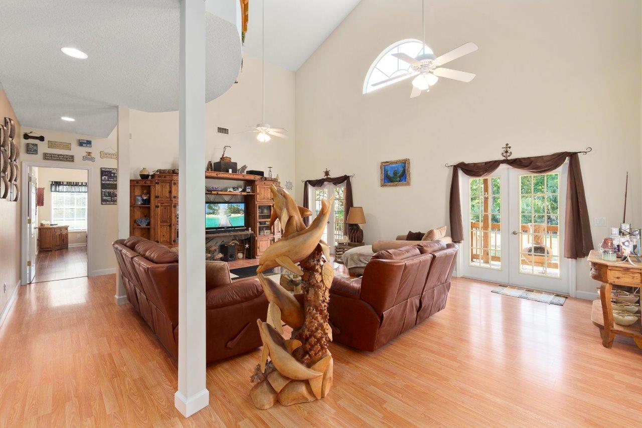 405 Southeast Salerno Road Stuart, FL 34997 - Photo 14 of 48 Living Room