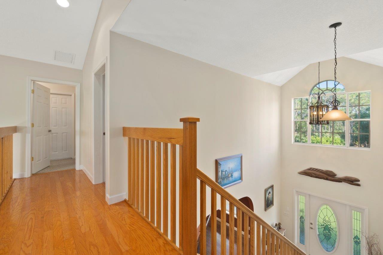 405 Southeast Salerno Road Stuart, FL 34997 - Photo 25 of 48 Stairway