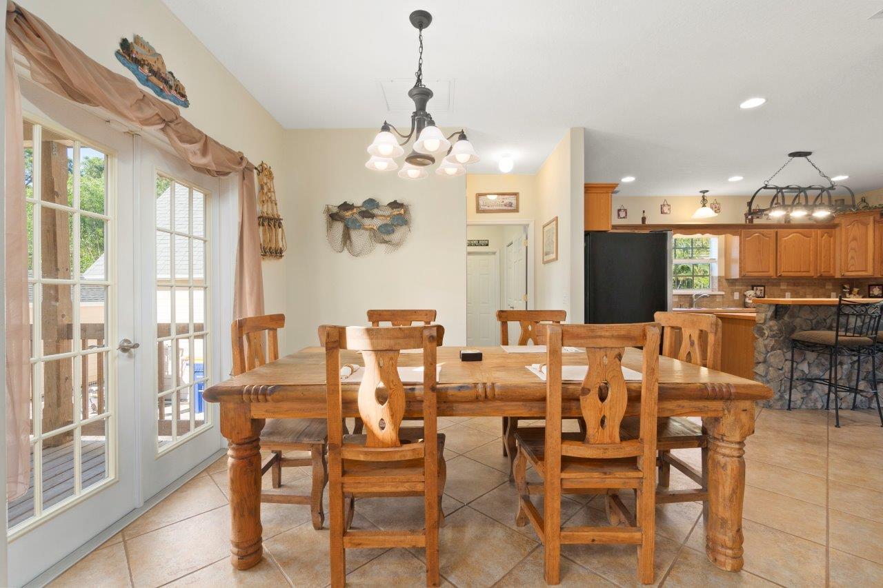 405 Southeast Salerno Road Stuart, FL 34997 - Photo 10 of 48 Dining Room