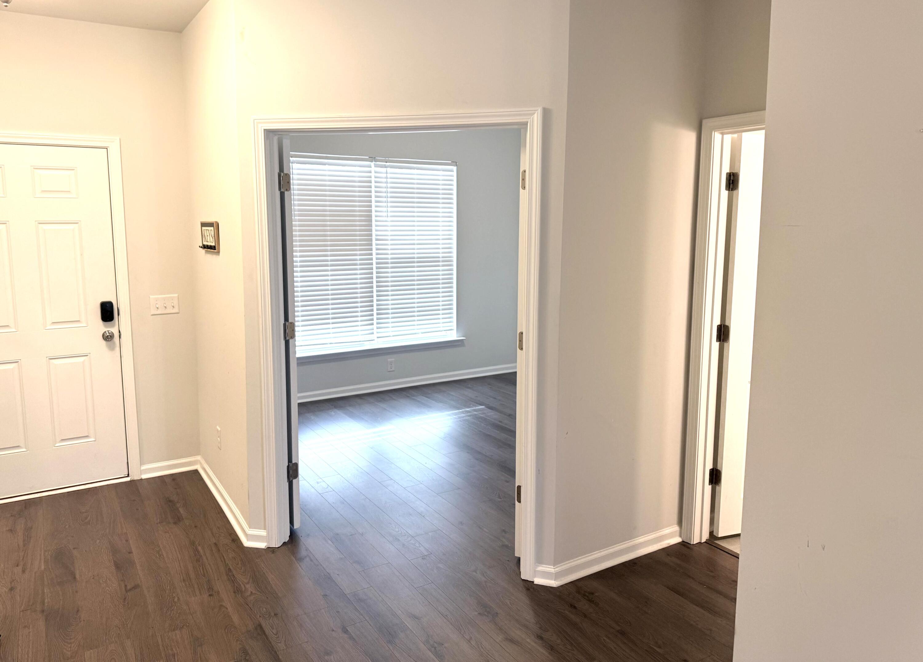 231 Hayworth Road Summerville, SC 29486 - Photo 3 of 33 Office/flex room