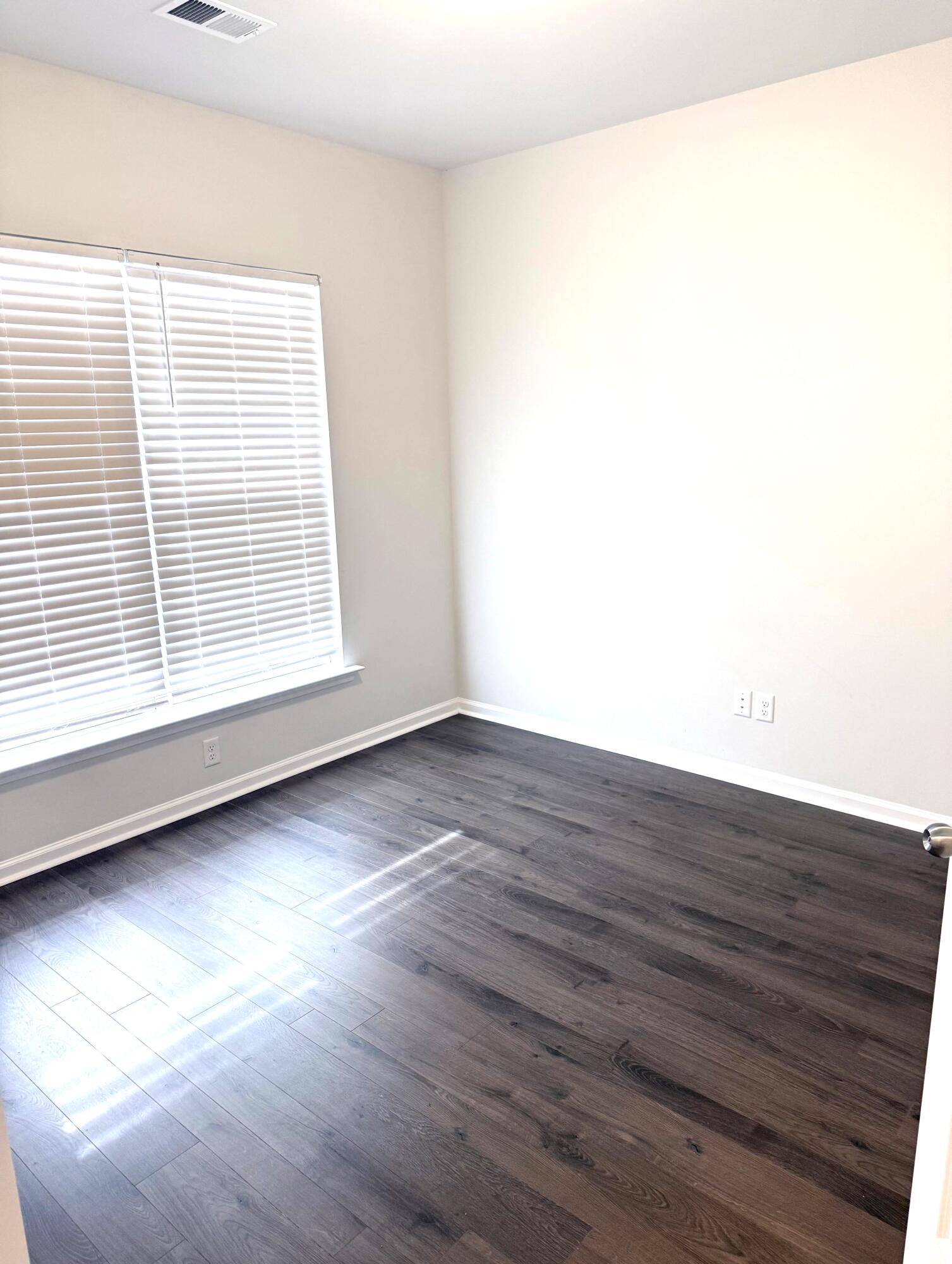 231 Hayworth Road Summerville, SC 29486 - Photo 5 of 33 Office