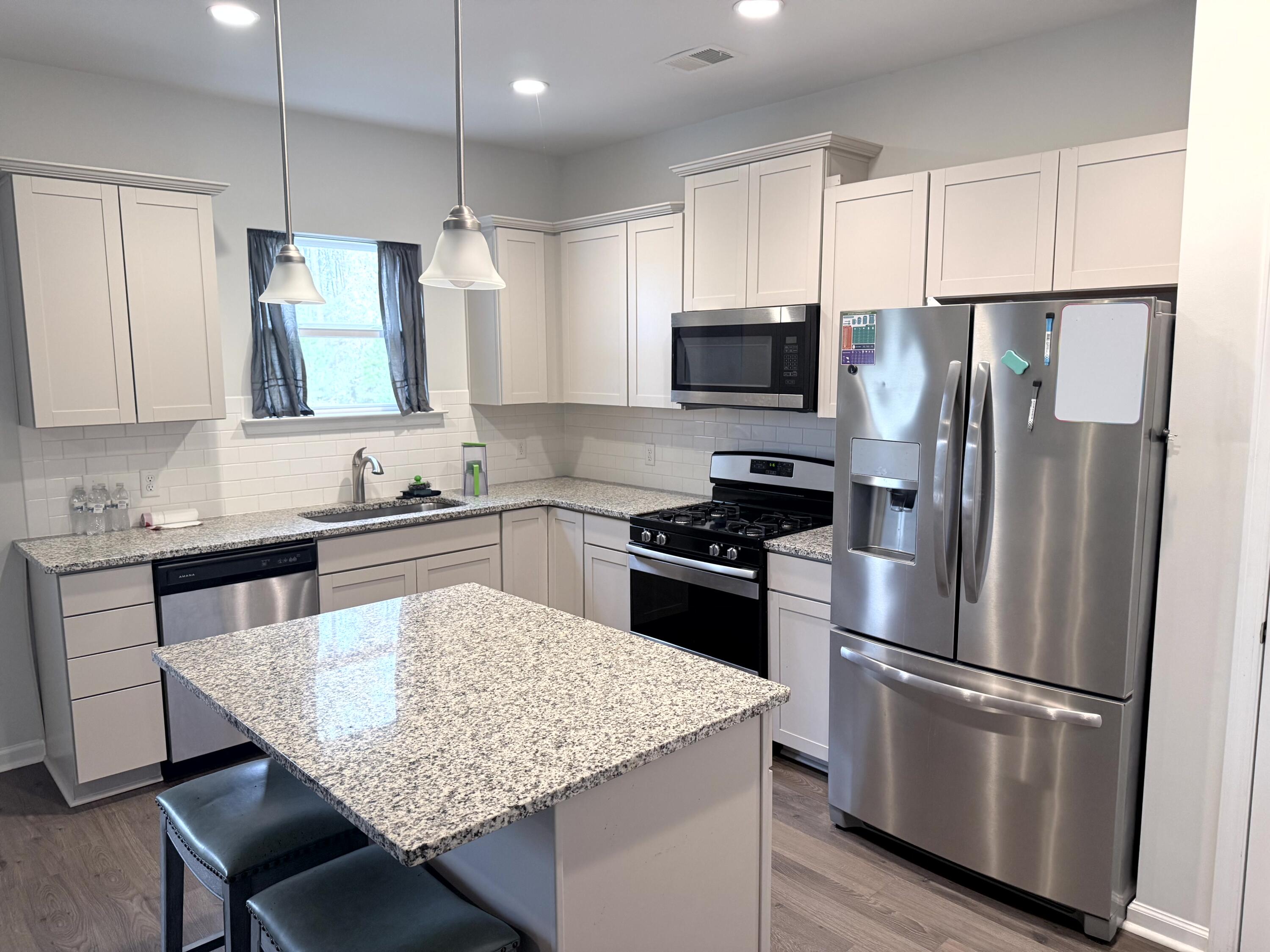 231 Hayworth Road Summerville, SC 29486 - Photo 9 of 33 IMG_7822