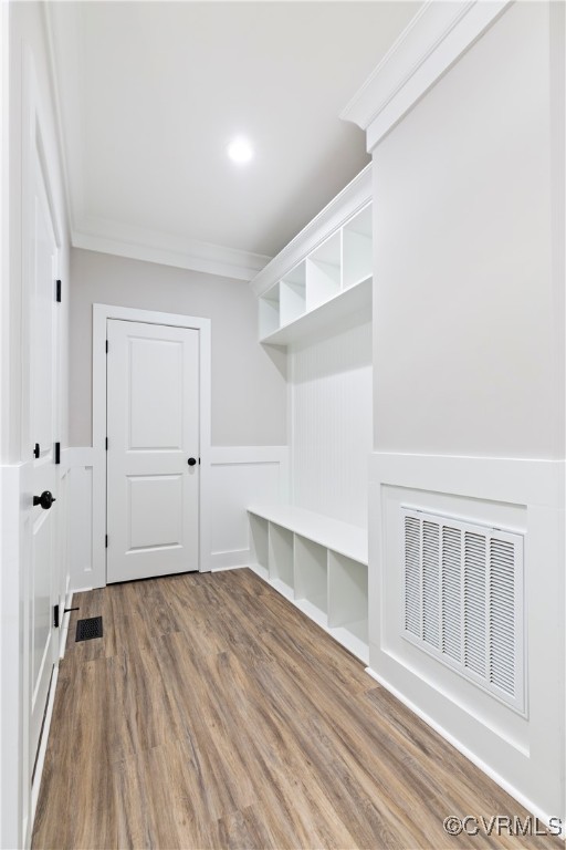 20184 Bennett Way Orange, VA 22960 - Photo 10 of 50 Mudroom featuring hardwood / wood-style flooring a