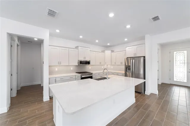 $360,000 | 10045 Southwest 106th Court, Ocala, FL 34481