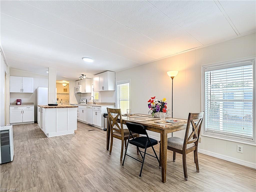 9 Moorhead Manor, Unit 9 Naples, FL 34112 - Photo 2 of 15