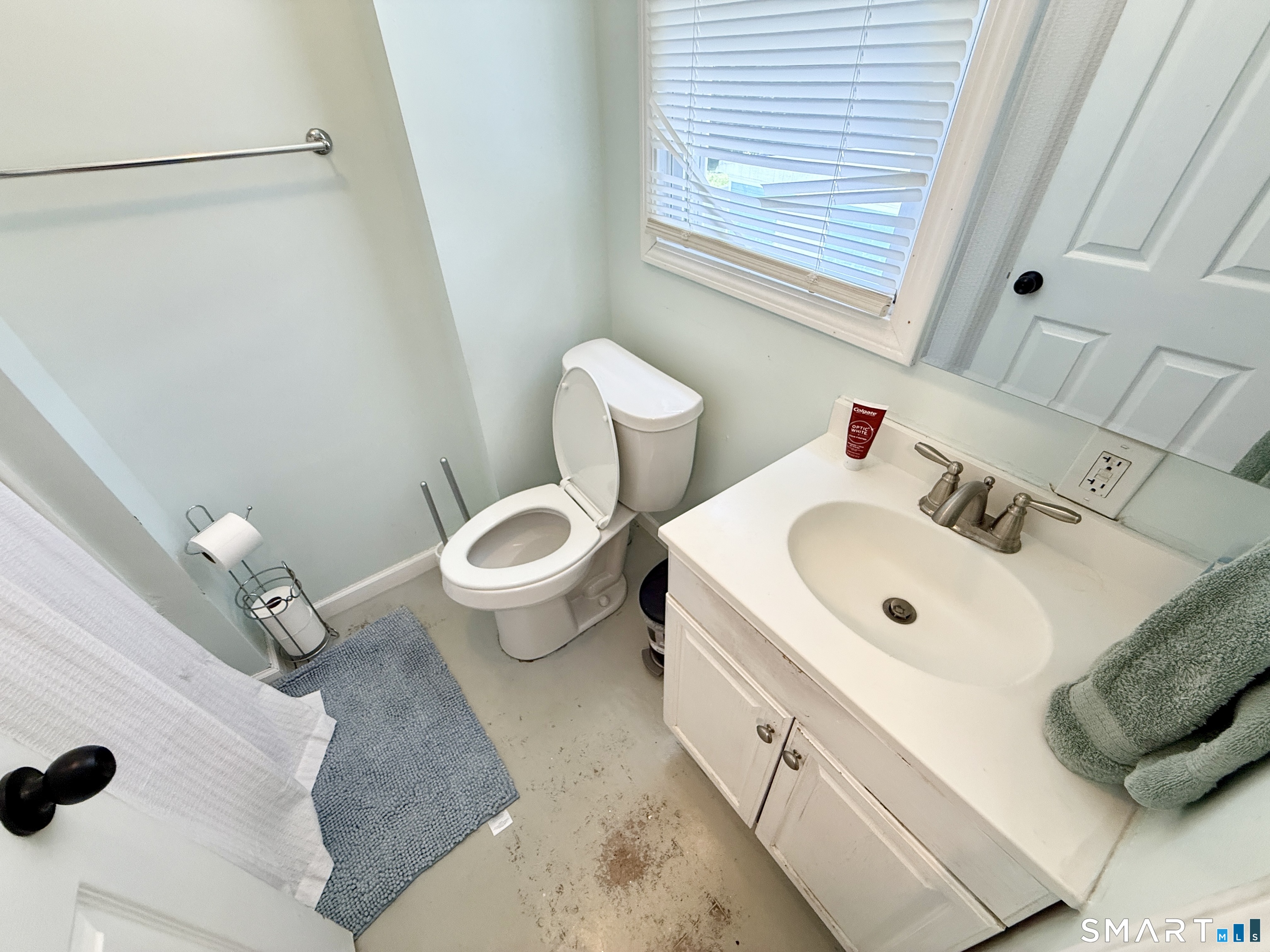 11 Silver Street Meriden, CT 06450 - Photo 22 of 32
