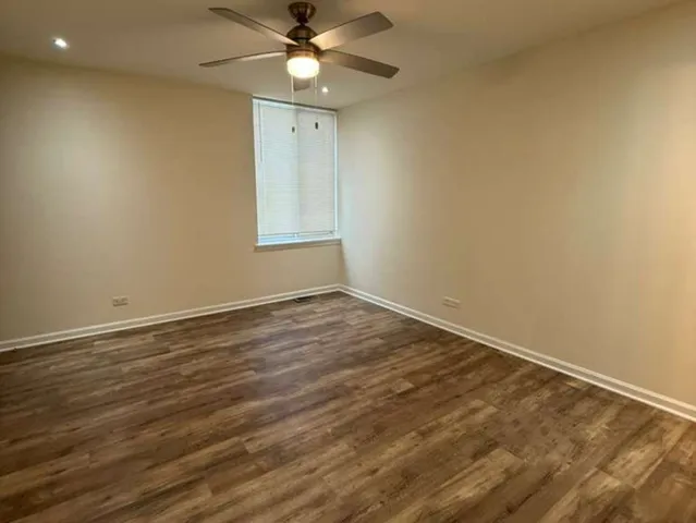 $1,900 | 5900 Forest View Road, Unit 1A, Lisle, IL 60532