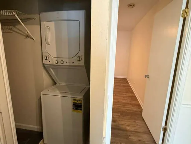 $1,900 | 5900 Forest View Road, Unit 1A, Lisle, IL 60532