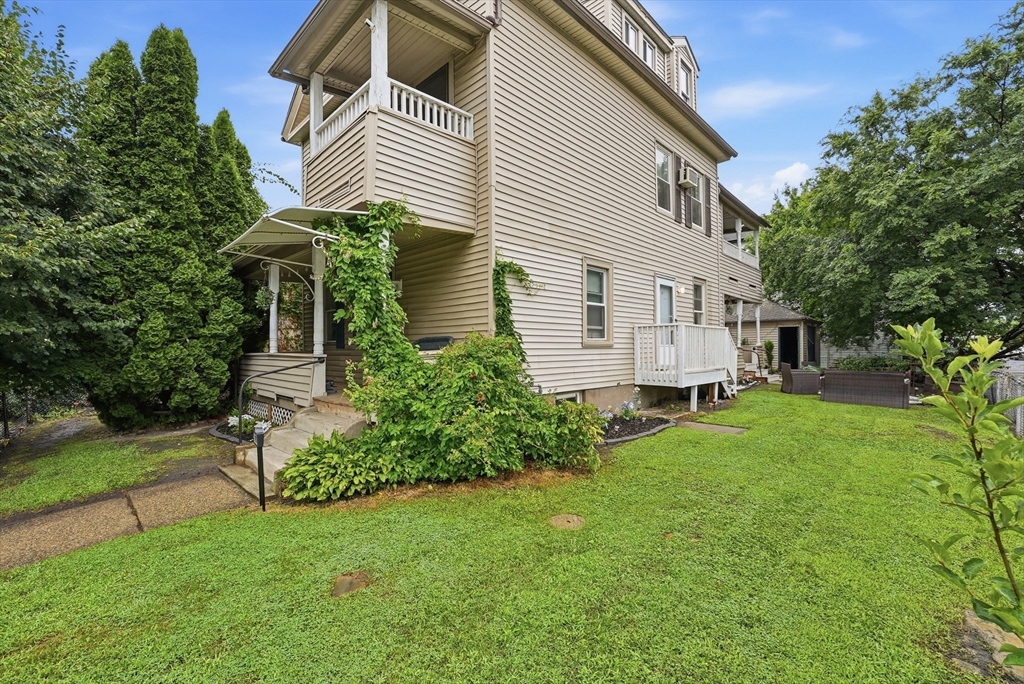 161 New Bridge Street West Springfield, MA 01089 - Photo 29 of 38