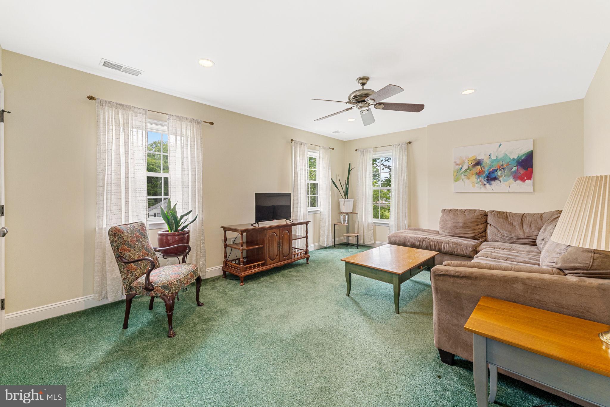 106 Deerfield Road Broomall, PA 19008 - Photo 29 of 35 2nd flr in law suite den or part of a primary bed