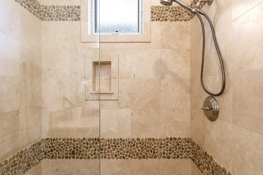 242 Date Avenue Carlsbad, CA 92008 - Photo 50 of 70