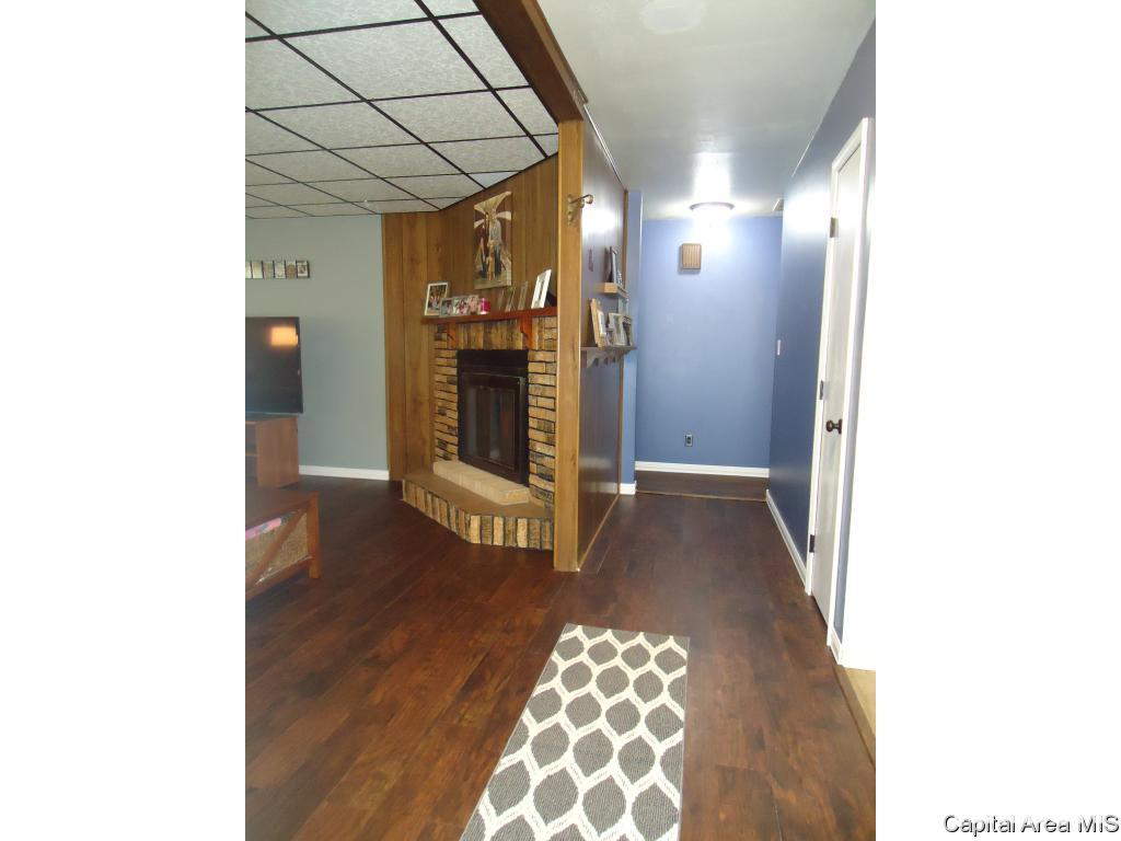 361 East Springfield Street Virginia, IL 62691 - Photo 2 of 12