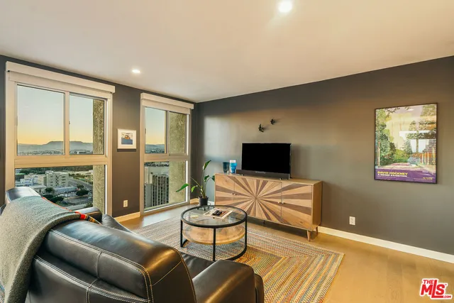 $775,000 | 800 West 1st Street, Unit 2008, Los Angeles, CA 90012