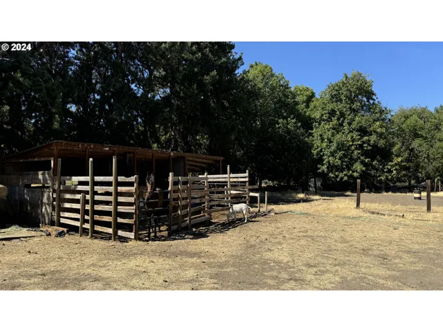 $369,000 | West Irvine Street, The Dalles, OR 97058