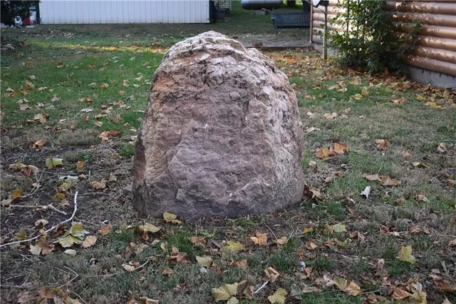 $79,900 | 306 North Ballard Street, Burlington Junction, MO 64428