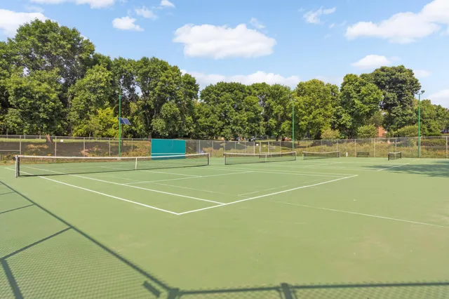 $149,000 | 8944 Neill Lake Road, Unit 142B, Eden Prairie, MN 55347