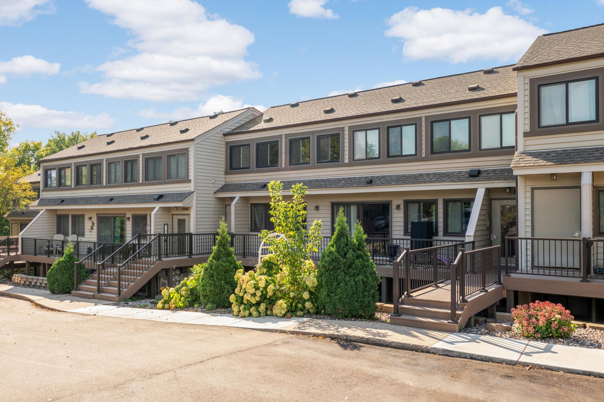 8944 Neill Lake Road, Unit 142B Eden Prairie, MN 55347 - Photo 34 of 37