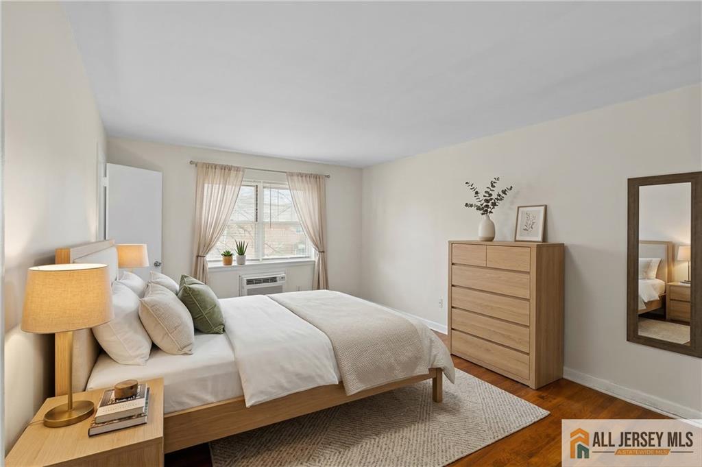 132 The Orchard, Unit L Cranbury, NJ 08512 - Photo 2 of 10