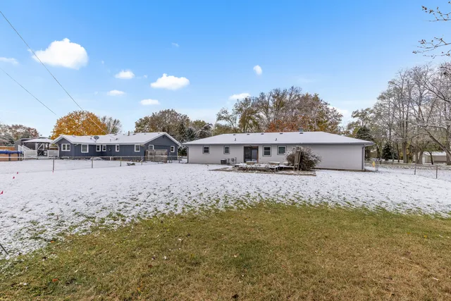 $185,000 | 11807 Ventura Boulevard, Machesney Park, IL 61115