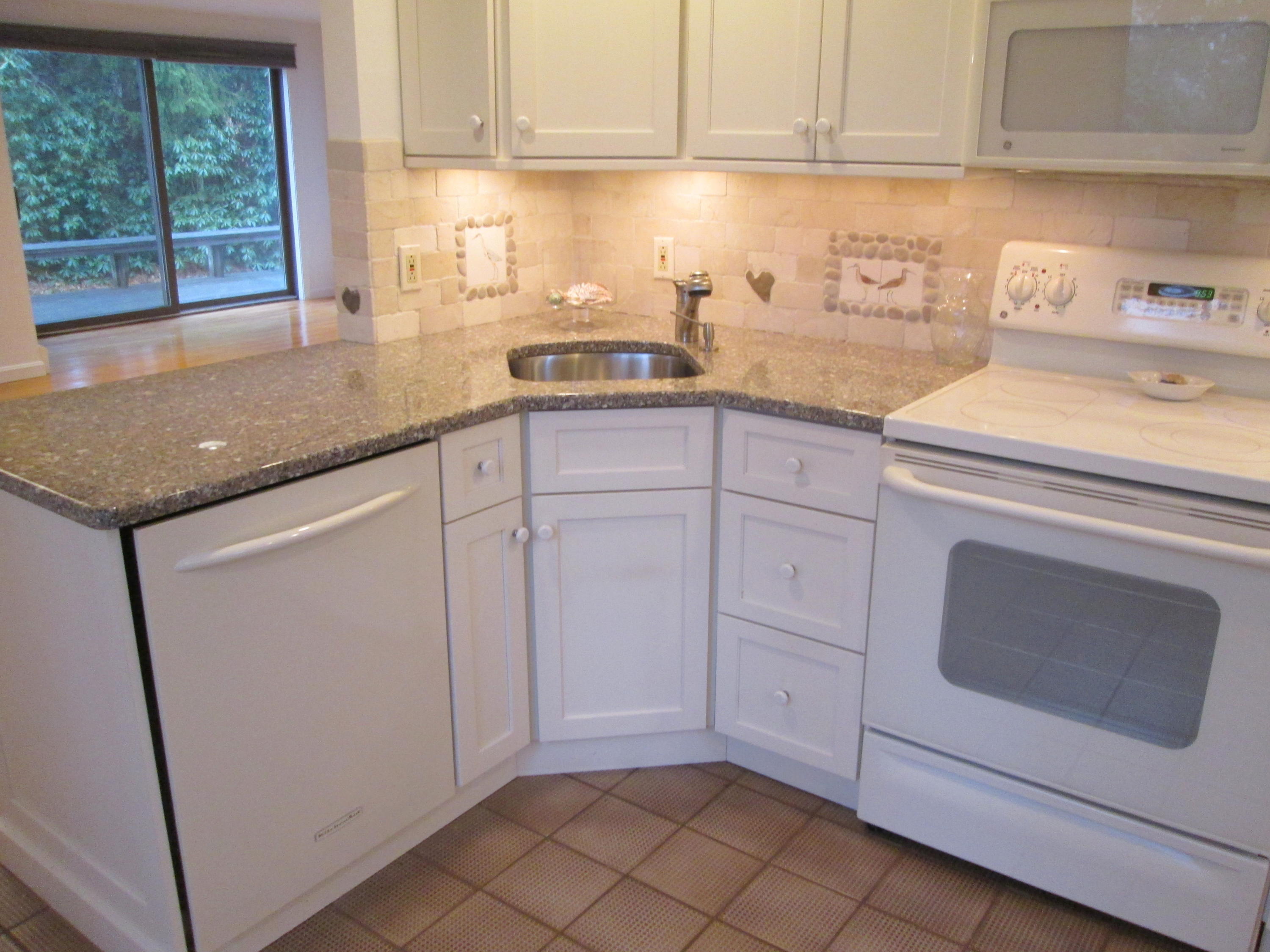 3 Little Bay Road Orleans, MA 02653 - Photo 8 of 24 Wet bar pennisnsula