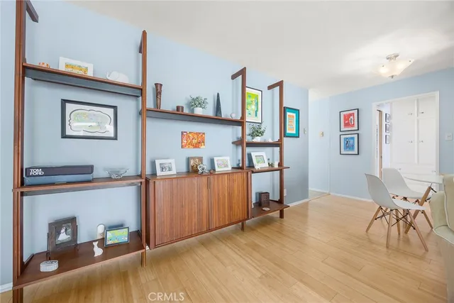 $499,900 | 2121 East 1st Street, Unit 308, Long Beach, CA 90803