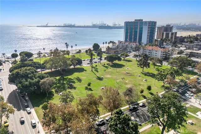 $499,900 | 2121 East 1st Street, Unit 308, Long Beach, CA 90803