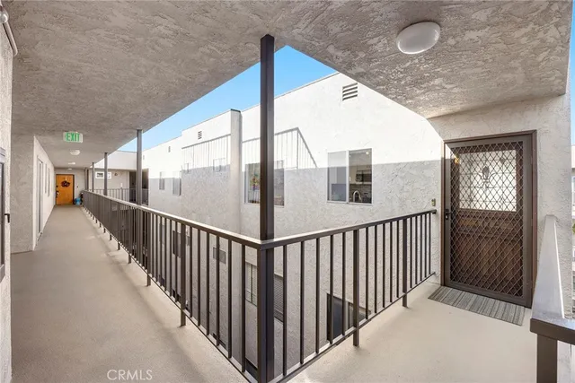 $499,900 | 2121 East 1st Street, Unit 308, Long Beach, CA 90803