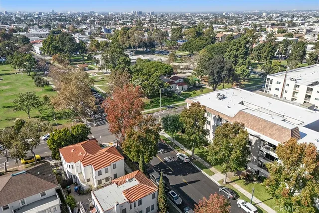 $499,900 | 2121 East 1st Street, Unit 308, Long Beach, CA 90803