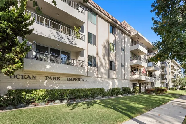 $499,900 | 2121 East 1st Street, Unit 308, Long Beach, CA 90803