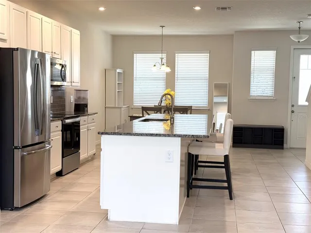 $2,900 | 15910 Marina Bay Drive, Winter Garden, FL 34787