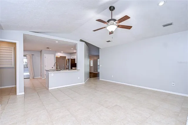 $535,000 | 512 Pinewalk Drive, Brandon, FL 33510