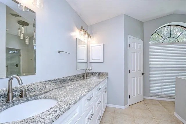 $535,000 | 512 Pinewalk Drive, Brandon, FL 33510