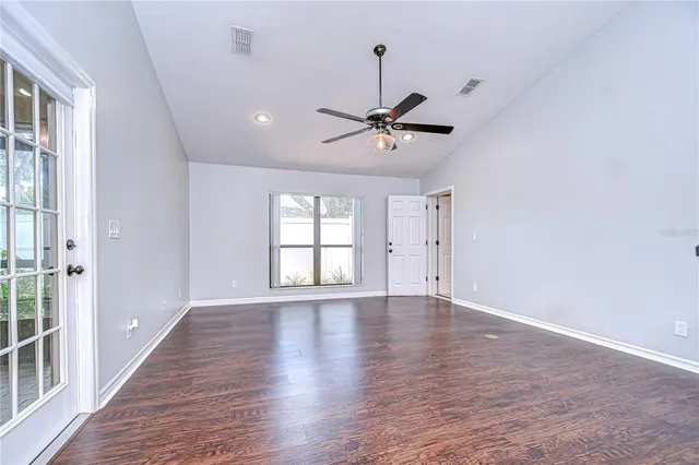 $535,000 | 512 Pinewalk Drive, Brandon, FL 33510