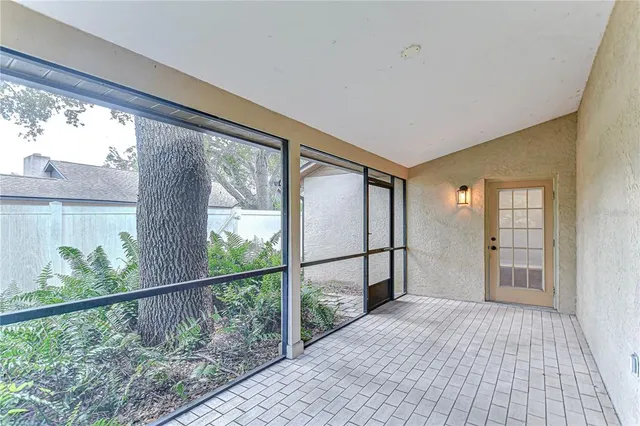 $535,000 | 512 Pinewalk Drive, Brandon, FL 33510