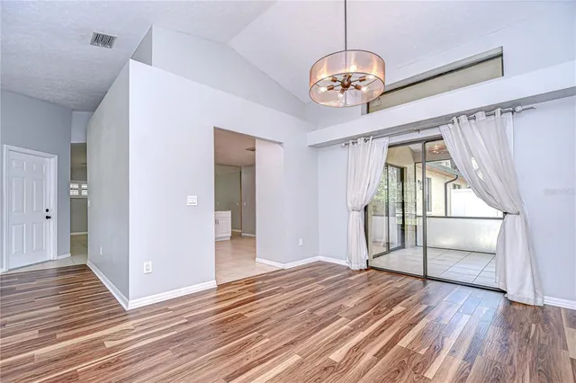 $535,000 | 512 Pinewalk Drive, Brandon, FL 33510