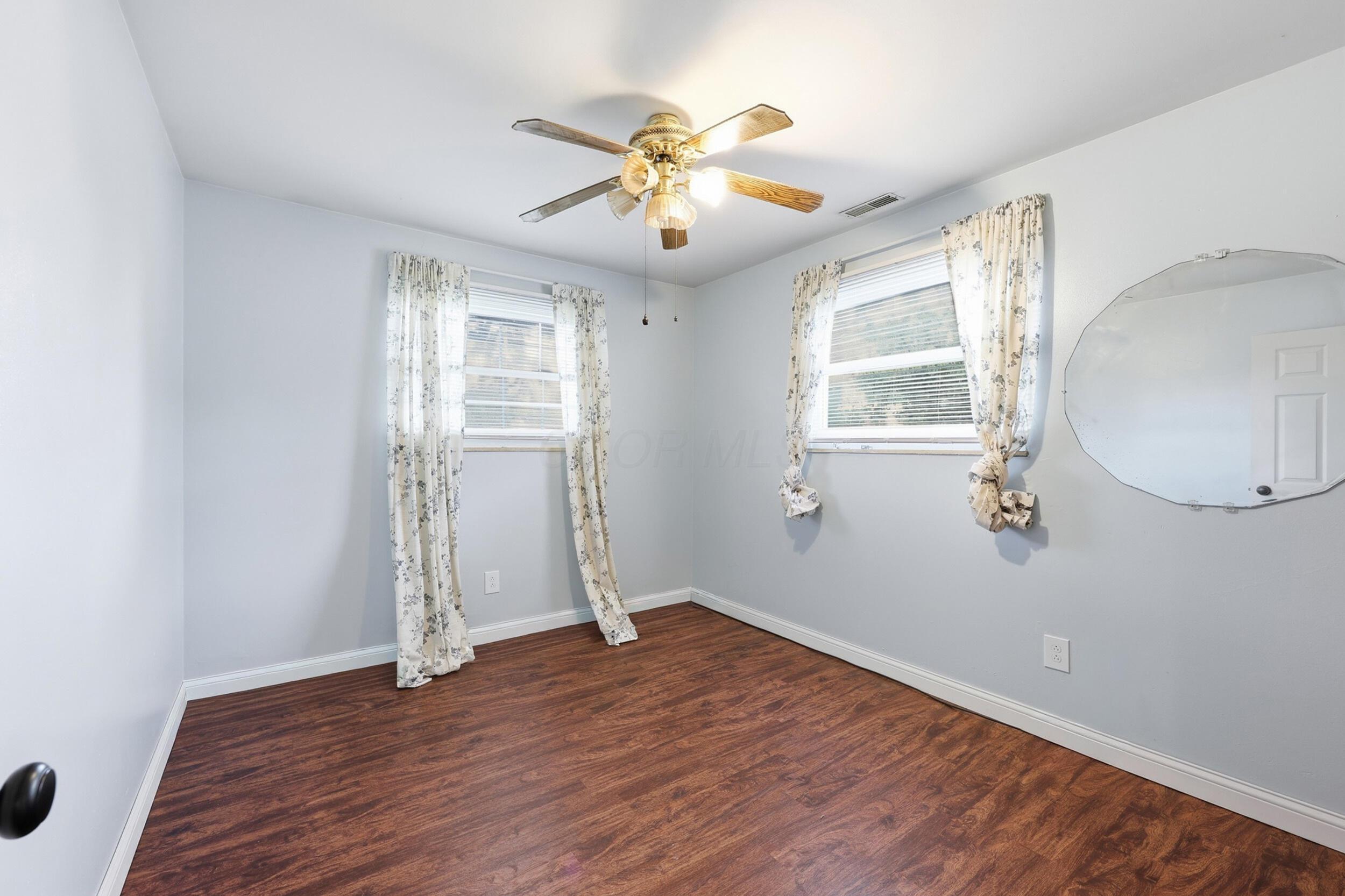 177 Redmond Road Columbus, OH 43228 - Photo 15 of 21 072A7696