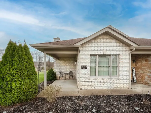 $369,000 | 218 Stoneybrook Drive, Cabot, PA 16023