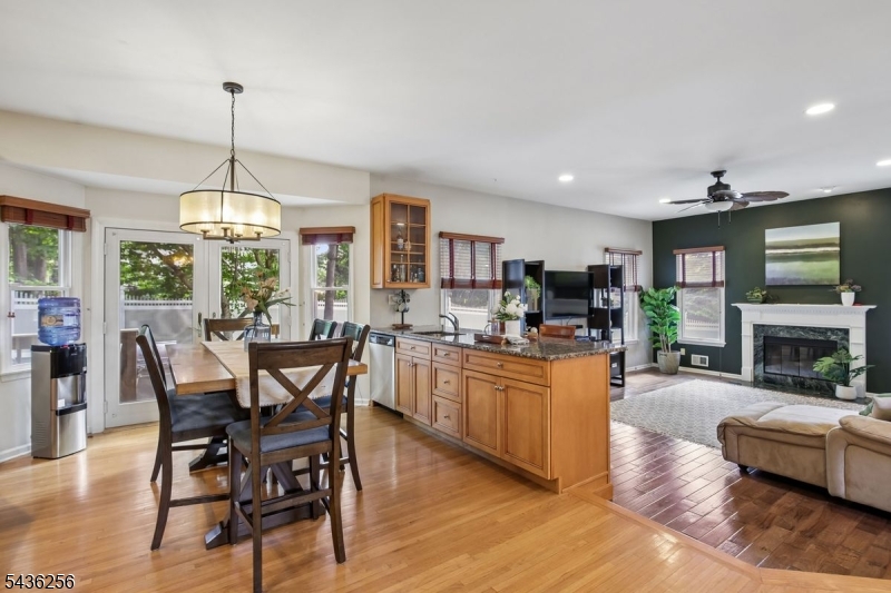 8 Harper Street West Orange, NJ 07052 - Photo 9 of 42