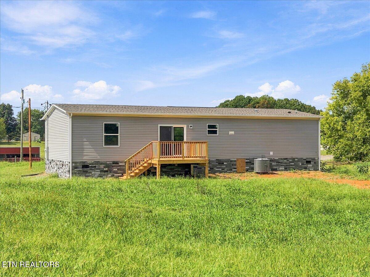 870 Shackleford Road Mosheim, TN 37818 - Photo 6 of 33 06-870_Shackleford_Road_Mosheim_006