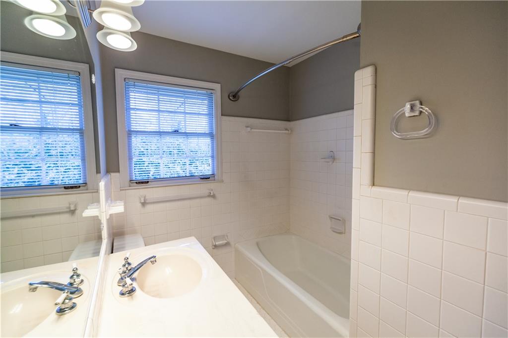 2418 Sagamore Hills Drive Decatur, GA 30033 - Photo 15 of 30