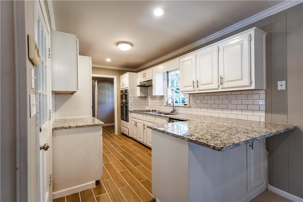 2418 Sagamore Hills Drive Decatur, GA 30033 - Photo 2 of 30