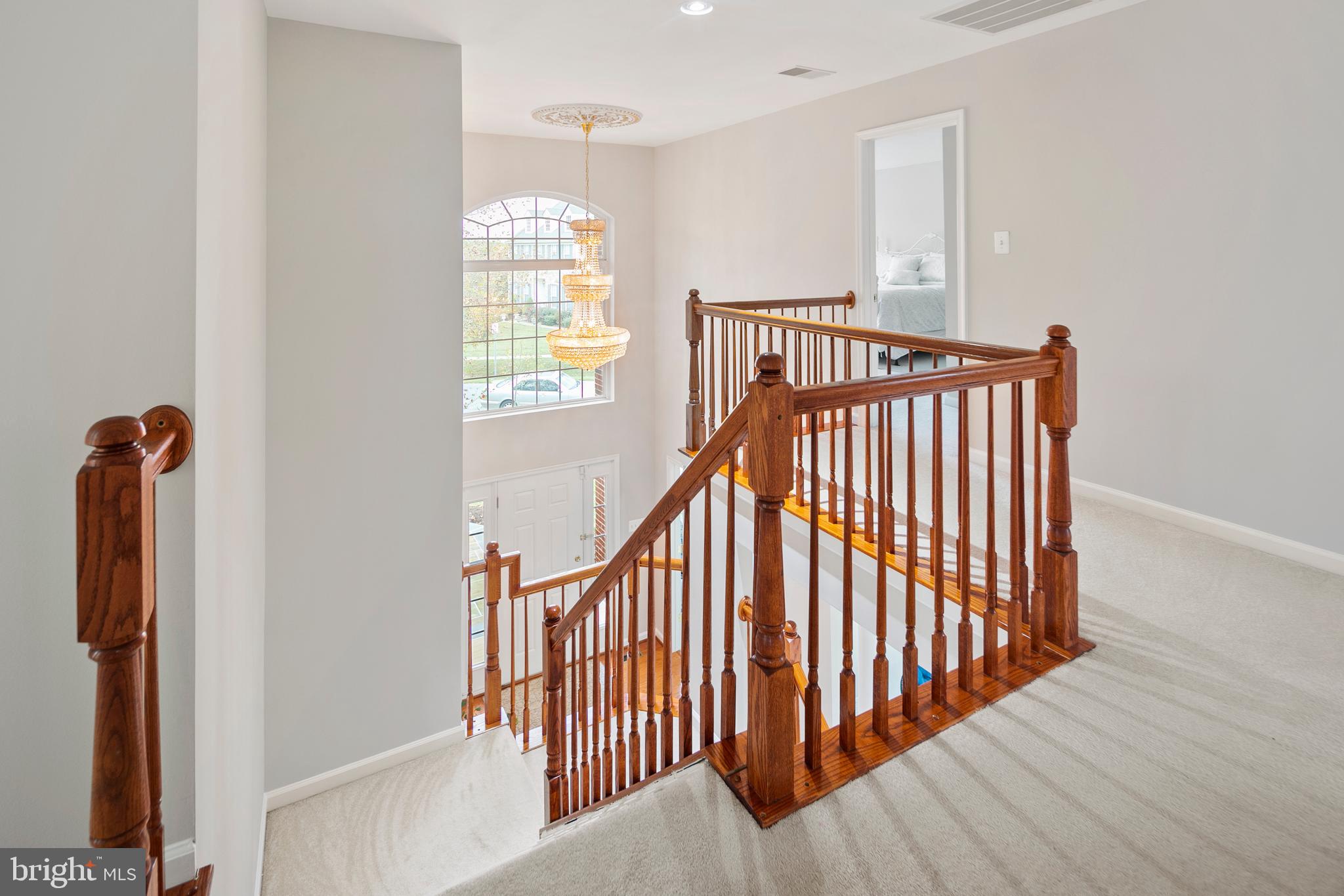 18413 Crestmount Road Boyds, MD 20841 - Photo 22 of 53 Light filled upstairs