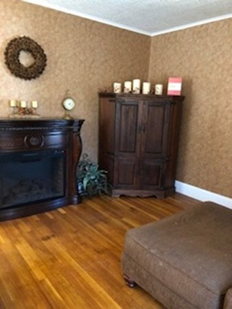16 Wellsmere Road Boston, MA 02131 - Photo 6 of 20 Gallery Image 6